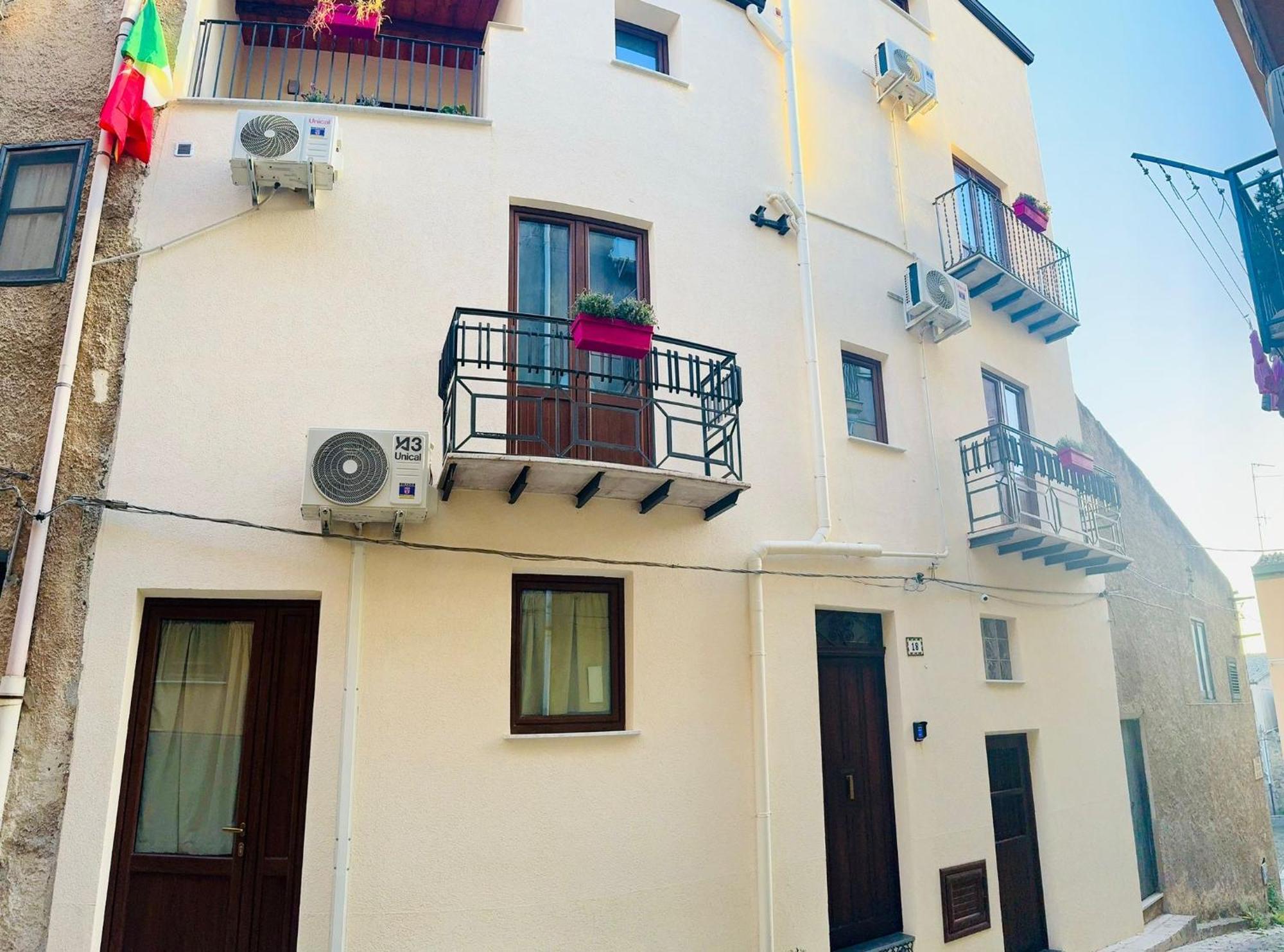 Corleone Home Ngoại thất bức ảnh